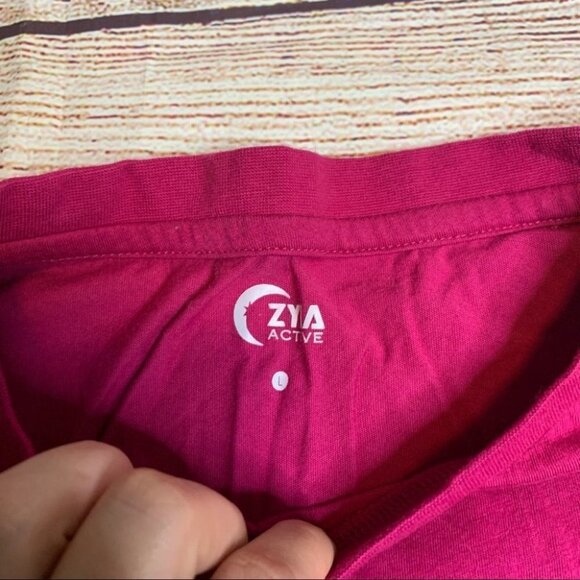 Zyia Active Pink Mountains and Moon Shirt Size Large - Picture 3 of 8